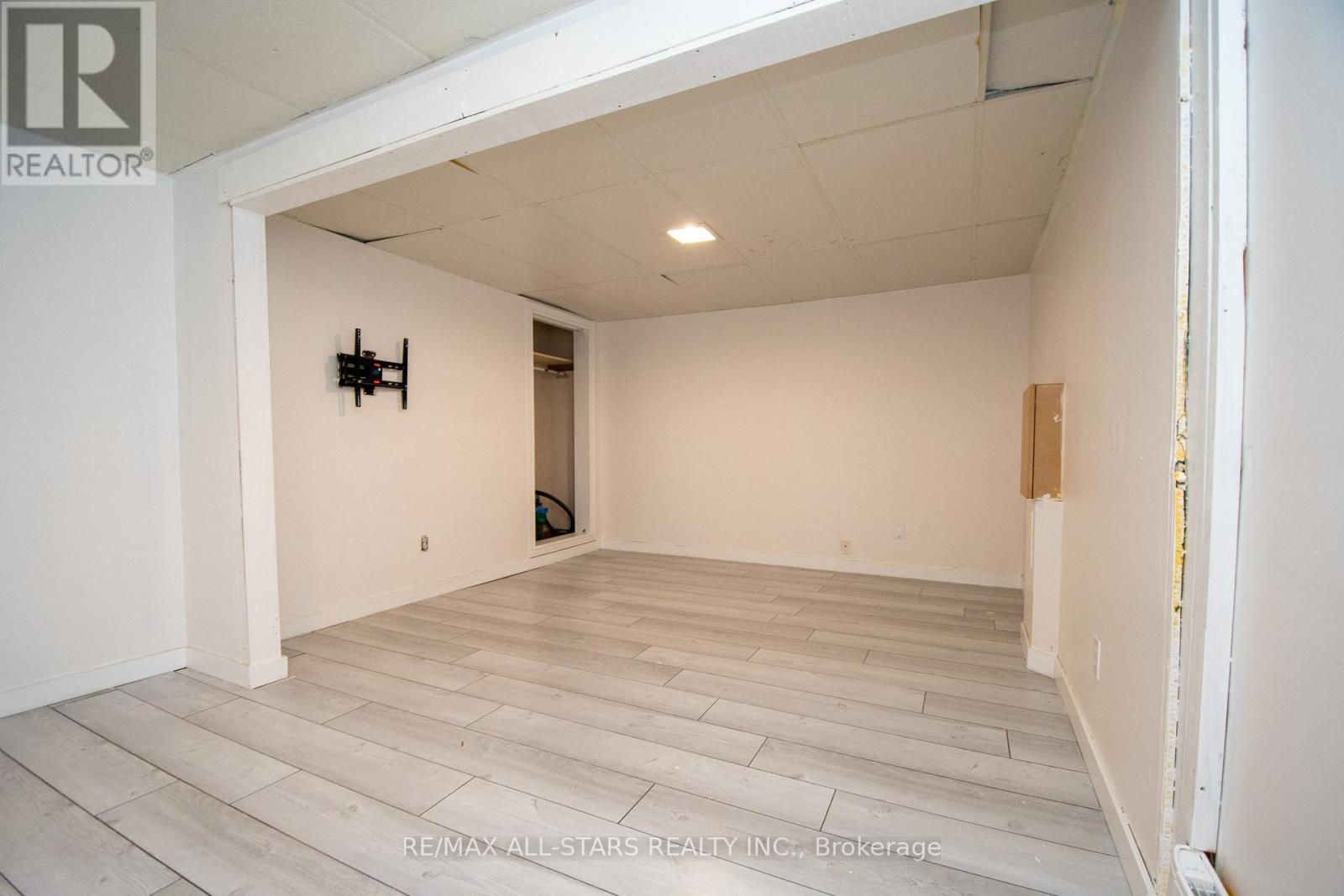39a Springbrook Drive, Peterborough West, Ontario  K9J 1L3 - Photo 21 - X12119617