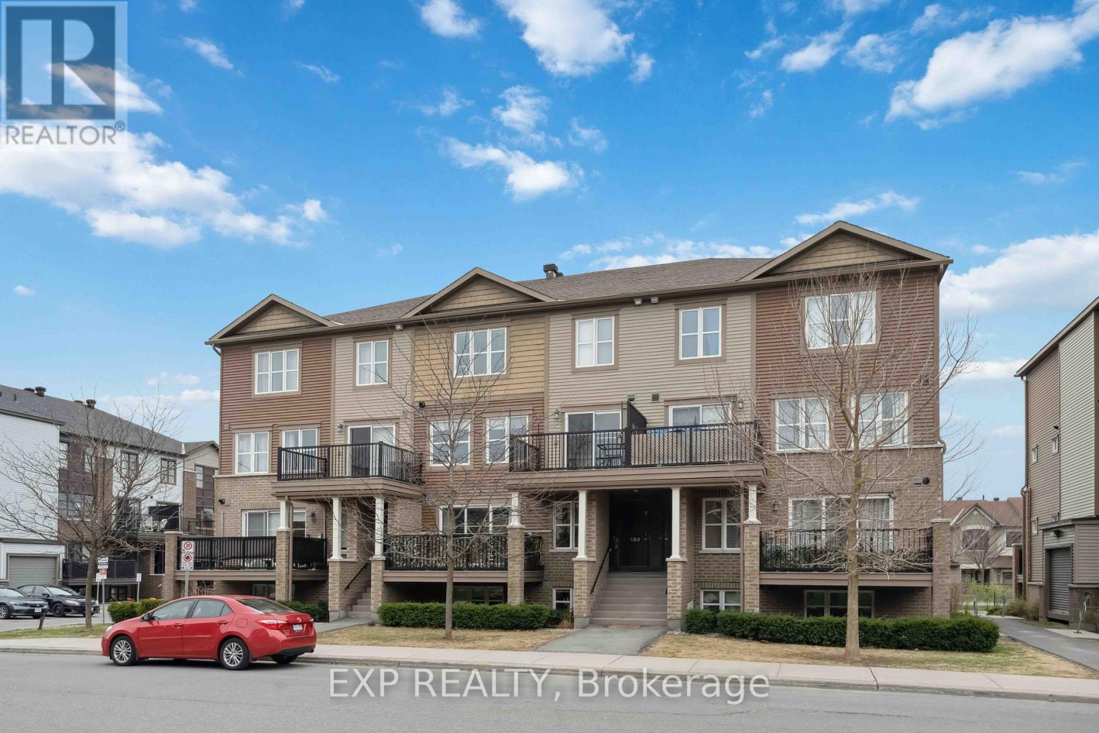 Property at 486 CLEARBROOK DRIVE image 1