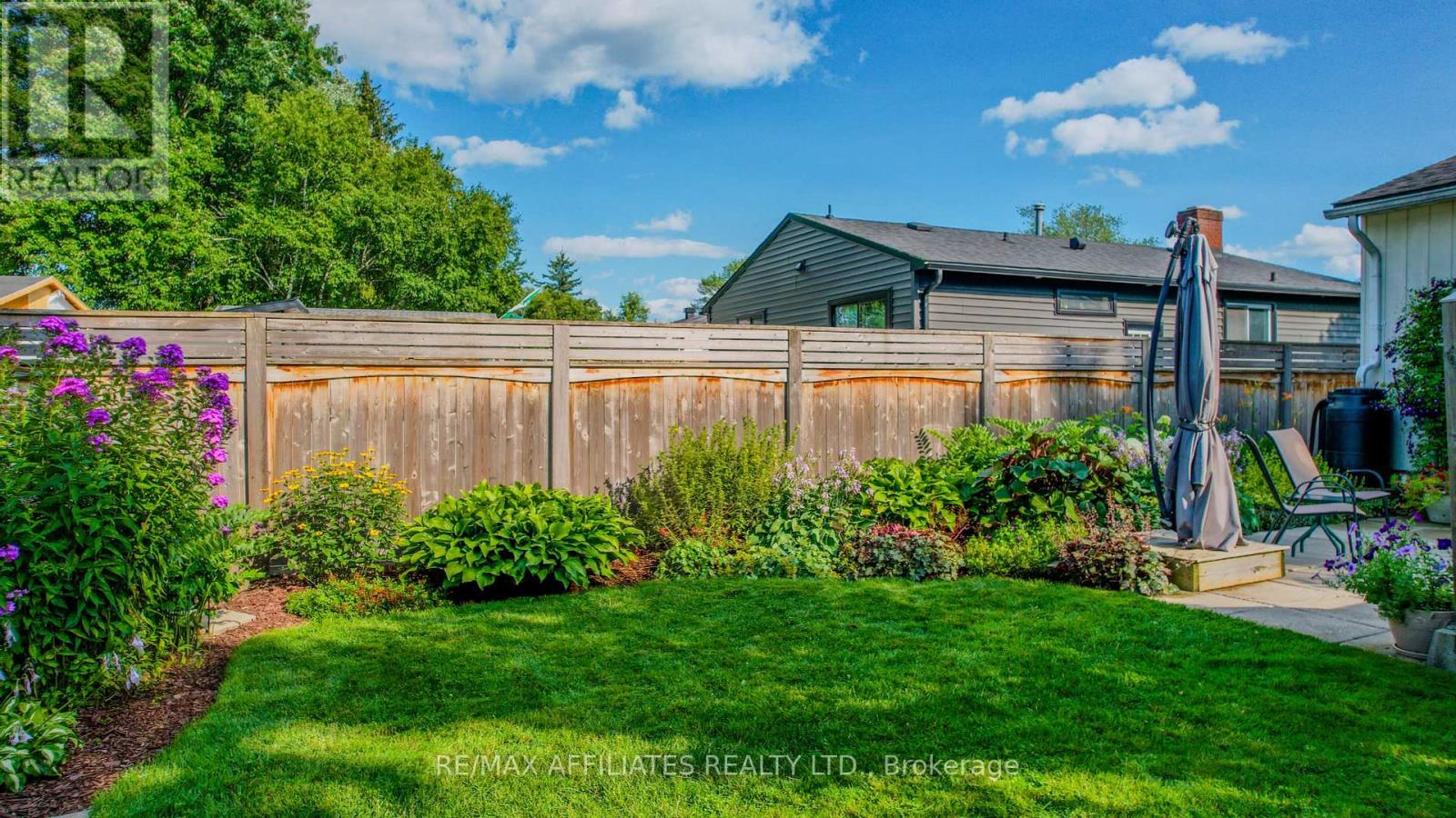 17 Uxbridge Crescent, Ottawa, Ontario  K2L 1P6 - Photo 34 - X12119575