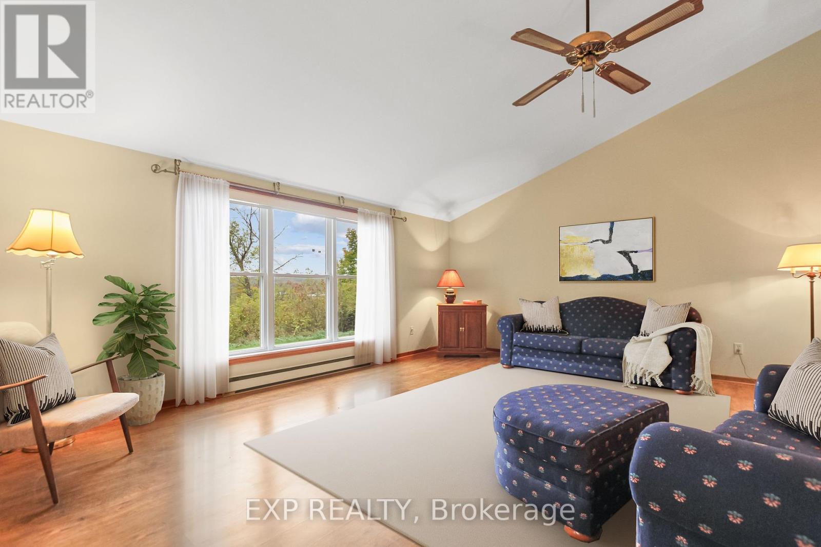 4817 Kinburn Side Road, Mississippi Mills, Ontario  K0A 2X0 - Photo 4 - X12119612