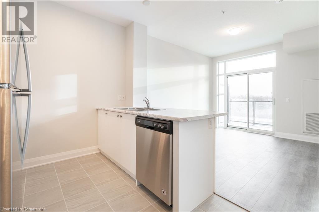 16 Concord Place Unit# 225, Grimsby, Ontario  L3M 4E8 - Photo 8 - 40723464