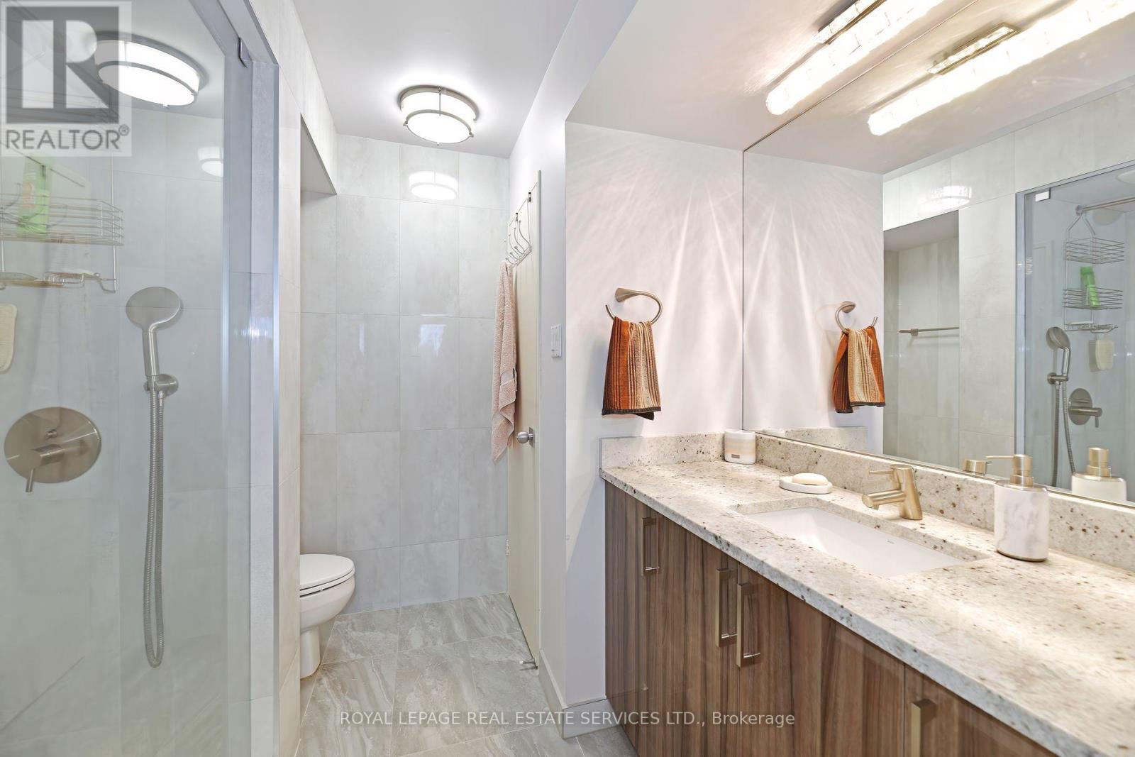 1703 - 110 Bloor Street W, Toronto (Annex), Ontario  M5S 2W7 - Photo 11 - C12119279
