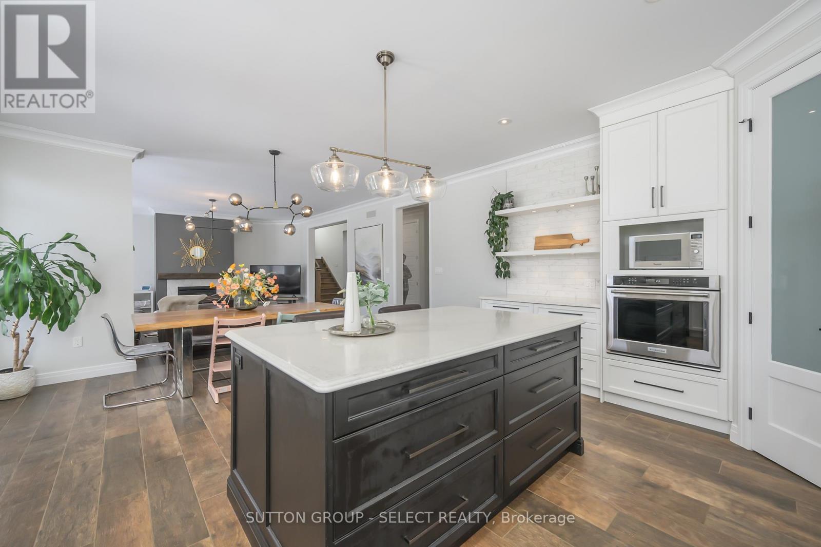 2142 Callingham Drive, London North, Ontario  N6G 0M2 - Photo 16 - X12119608