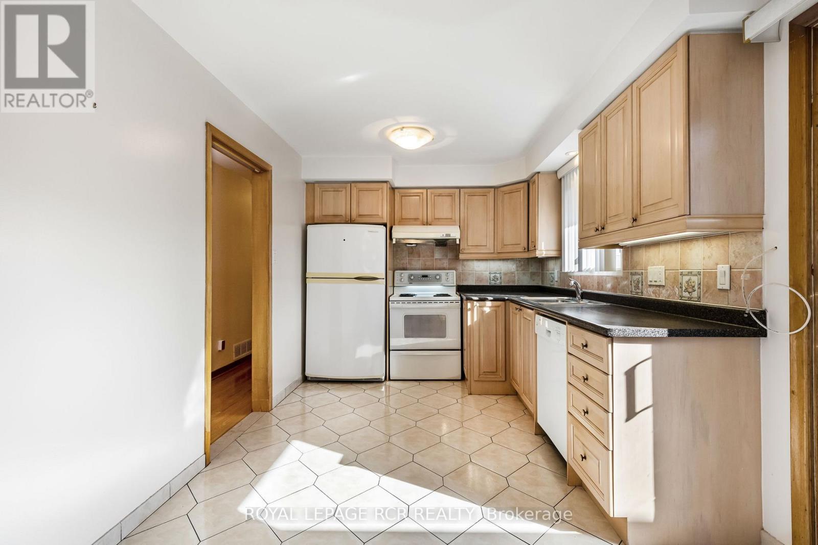 38 Scarden Avenue, Toronto (Tam O'shanter-Sullivan), Ontario  M1T 1W1 - Photo 16 - E12119320