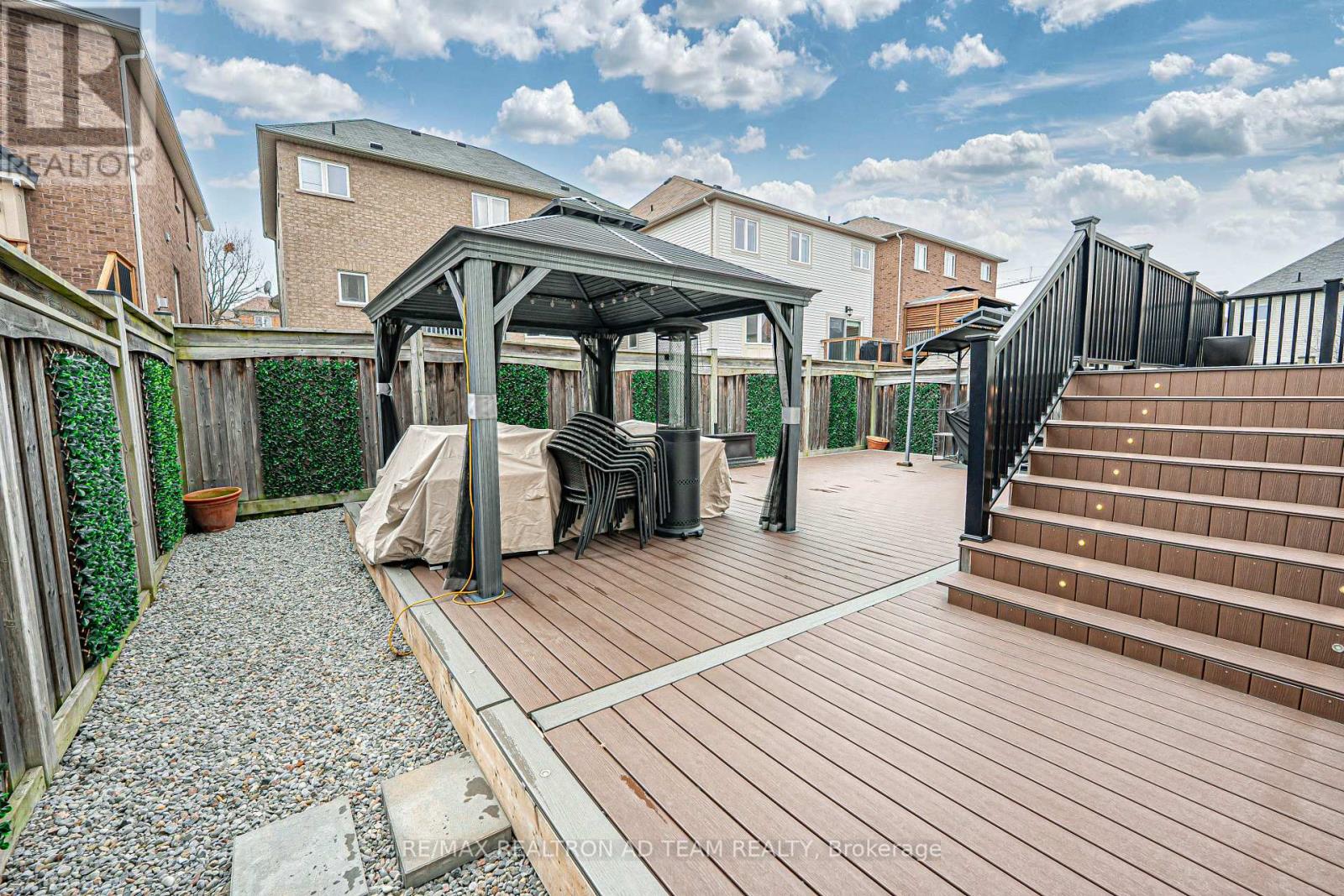 91 Galea Drive, Ajax (Central East), Ontario  L1Z 0J8 - Photo 37 - E12119373
