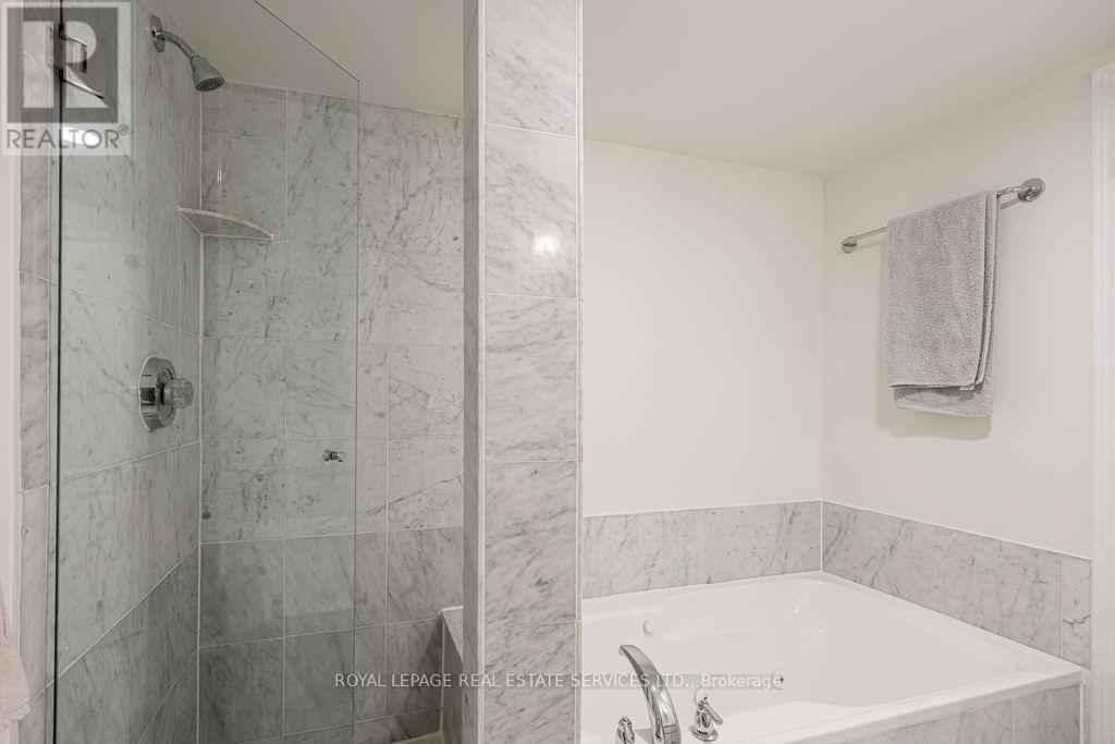 1503 - 50 Lombard Street, Toronto, Ontario  M5C 2X4 - Photo 17 - C12118460