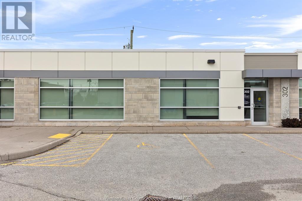 180 Eugenie Street West Unit# 302, Windsor, Ontario  N8X 2X6 - Photo 2 - 25010947