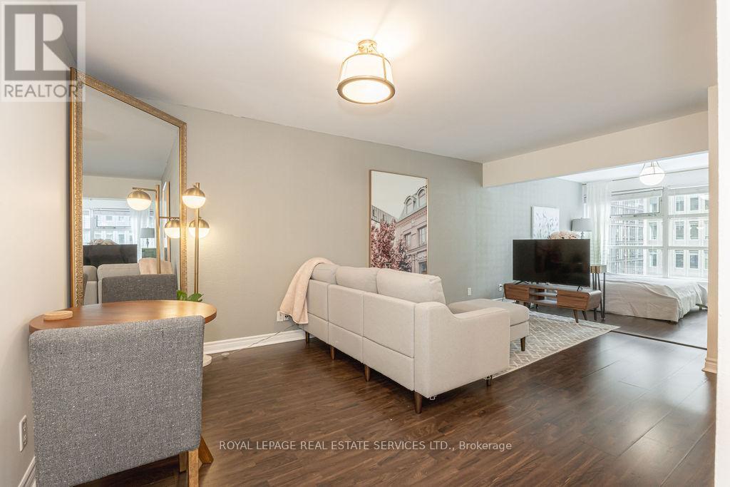 1503 - 50 Lombard Street, Toronto (Church-Yonge Corridor), Ontario  M5C 2X4 - Photo 5 - C12118460