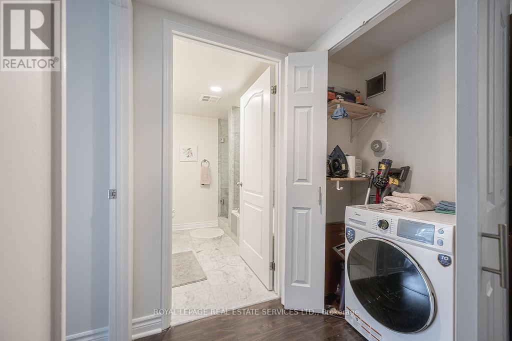 1503 - 50 Lombard Street, Toronto, Ontario  M5C 2X4 - Photo 19 - C12118460