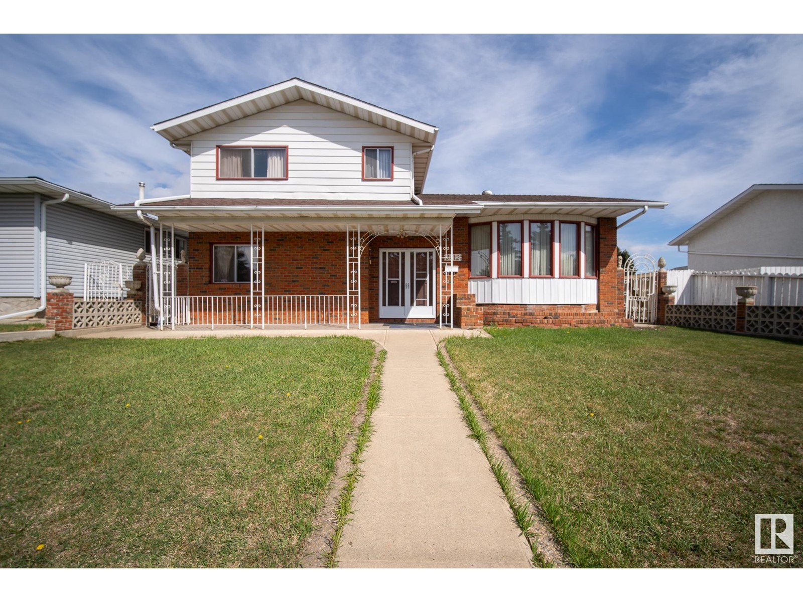 9412 138 Av Nw, Edmonton, Alberta  T5E 6A8 - Photo 1 - E4433856