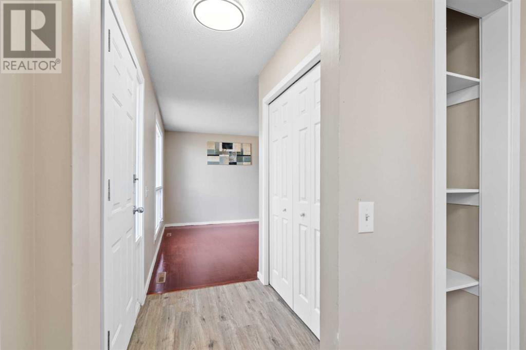 Property at 98, 6440 4 Street image 4