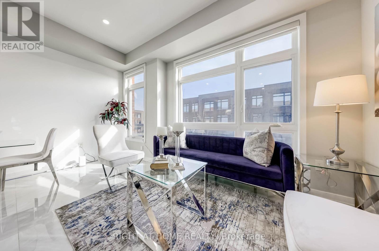 22 Garneau Street, Vaughan, Ontario  L4L 0M1 - Photo 12 - N12119291