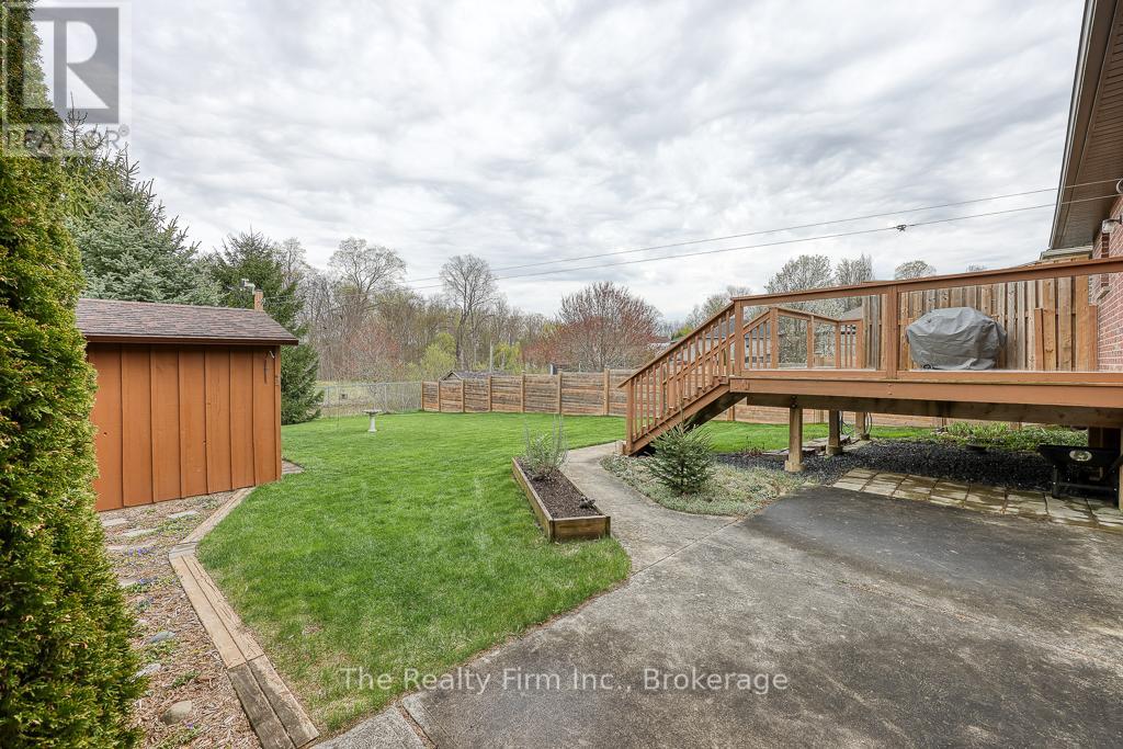 Property at 17 SCOURFIELD DRIVE image 5