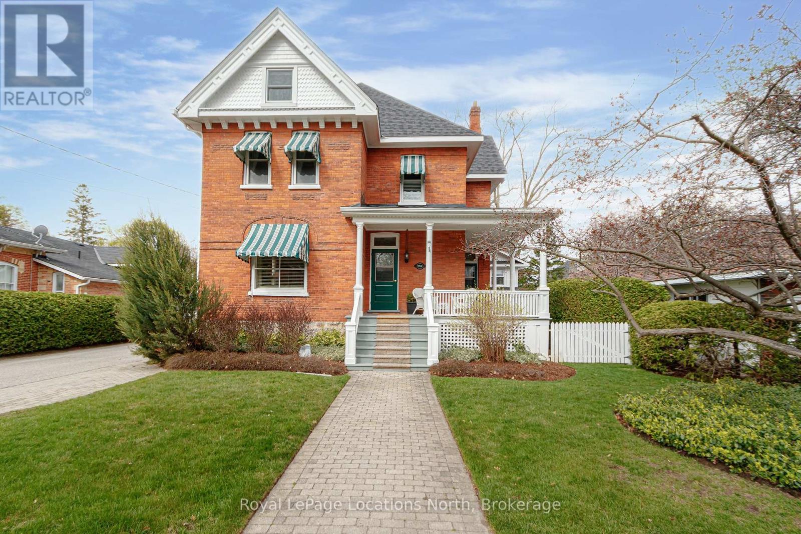 Property at 284 MAPLE STREET image 2