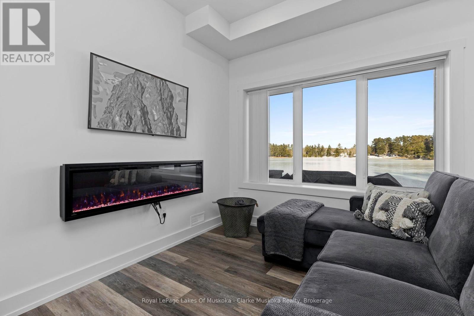 1044 Youngs Rd Unit #3 Road, Muskoka Lakes, Ontario  P0B 1J0 - Photo 26 - X12119562