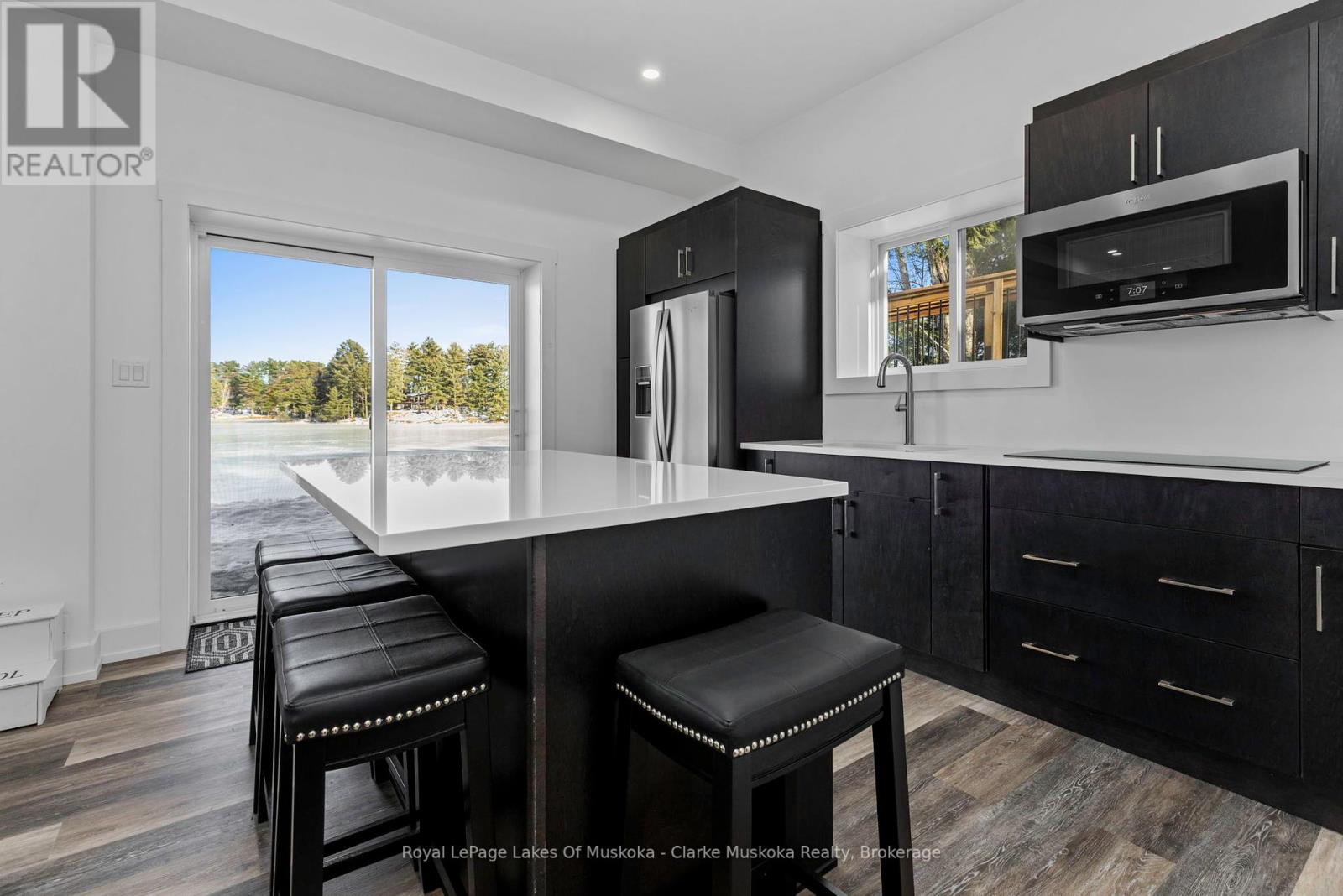 1044 Youngs Rd Unit #3 Road, Muskoka Lakes, Ontario  P0B 1J0 - Photo 31 - X12119562