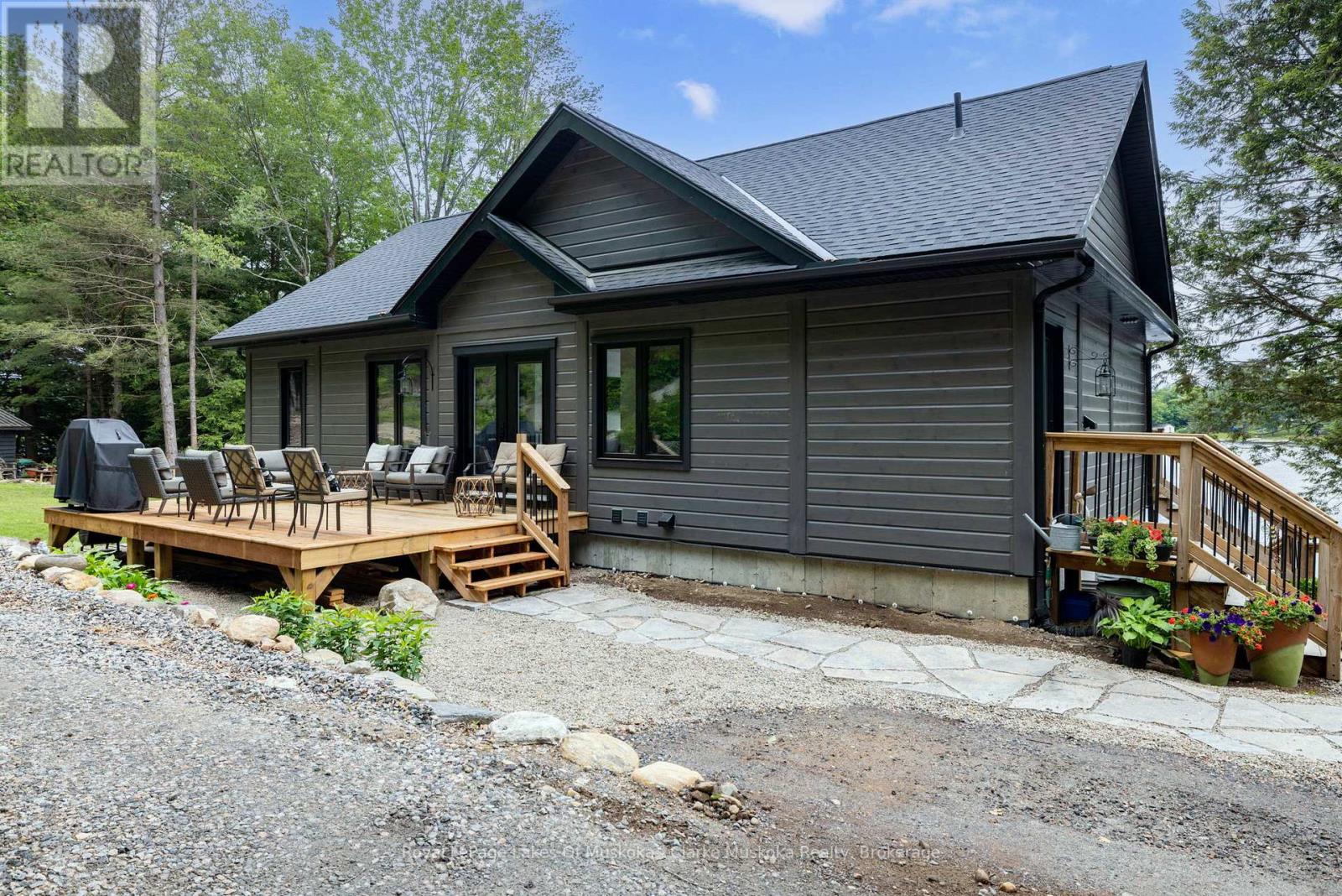 1044 Youngs Rd Unit #3 Road, Muskoka Lakes, Ontario  P0B 1J0 - Photo 36 - X12119562