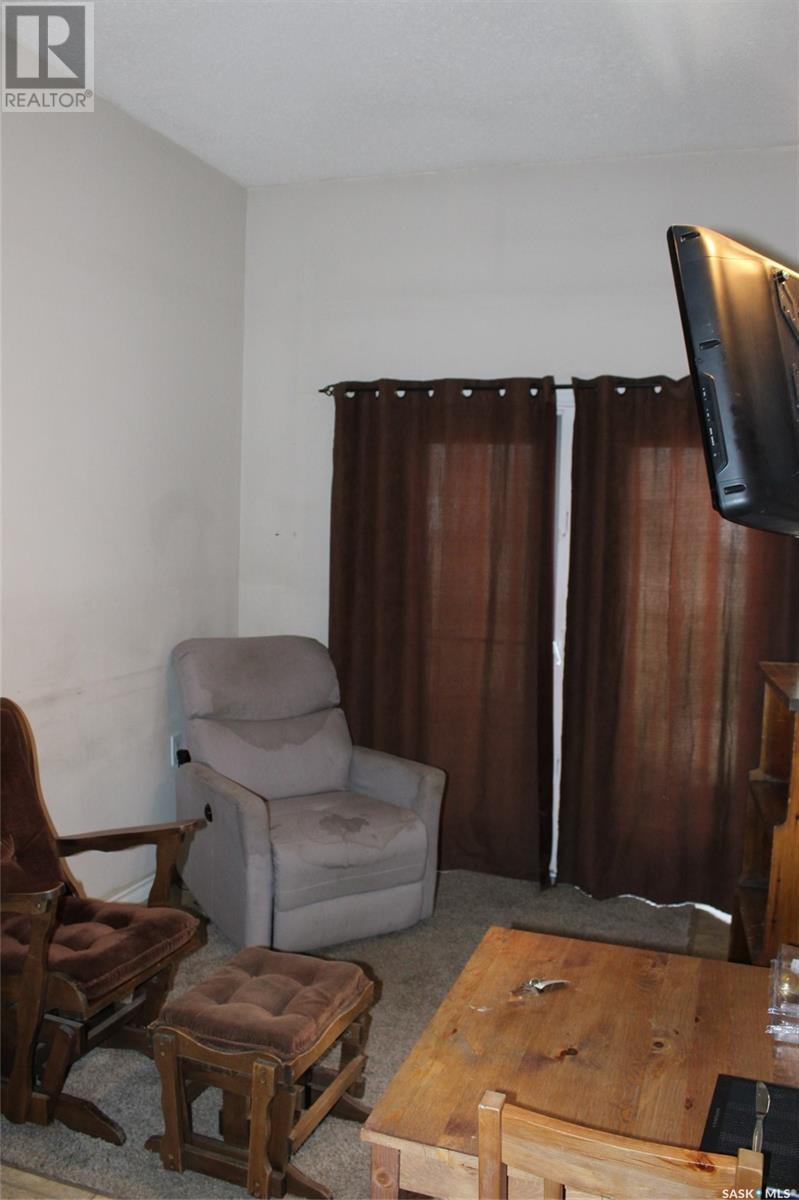 714 714 Railway Street, Eastend, Saskatchewan  S0N 0T0 - Photo 22 - SK004434