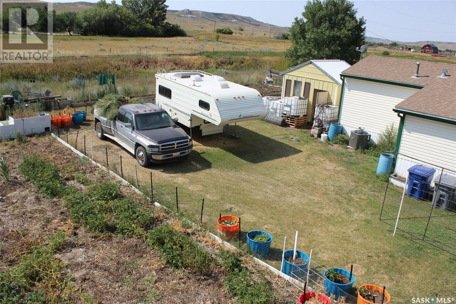 714 714 Railway Street, Eastend, Saskatchewan  S0N 0T0 - Photo 30 - SK004434