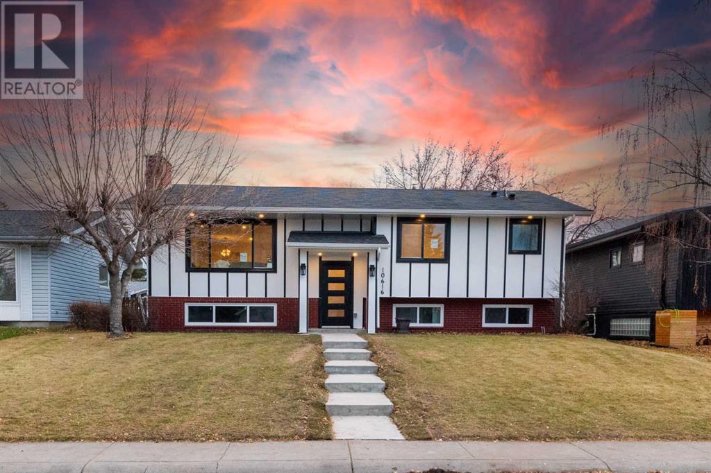 Property at 10616 Mapleglen Crescent SE image 1