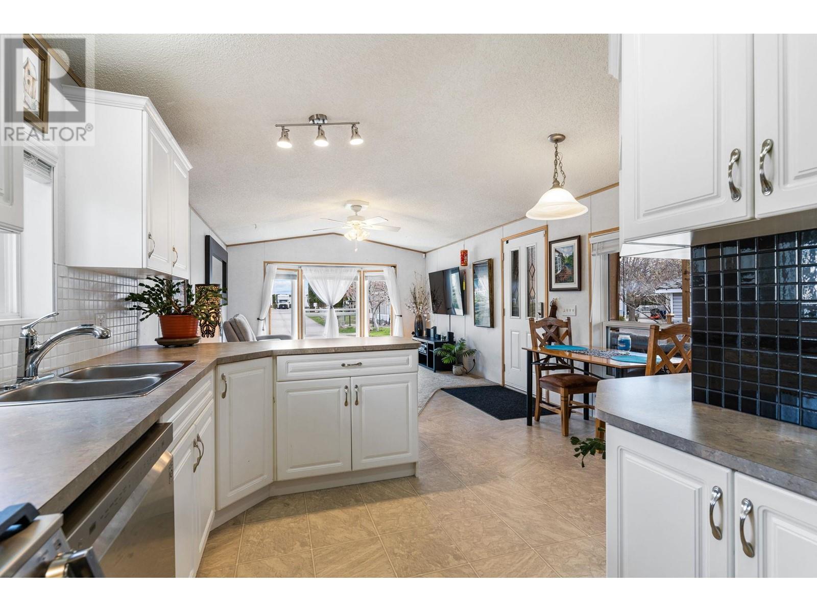 2005 Boucherie Road Unit# 95, Westbank, British Columbia  V4T 1R4 - Photo 12 - 10346025