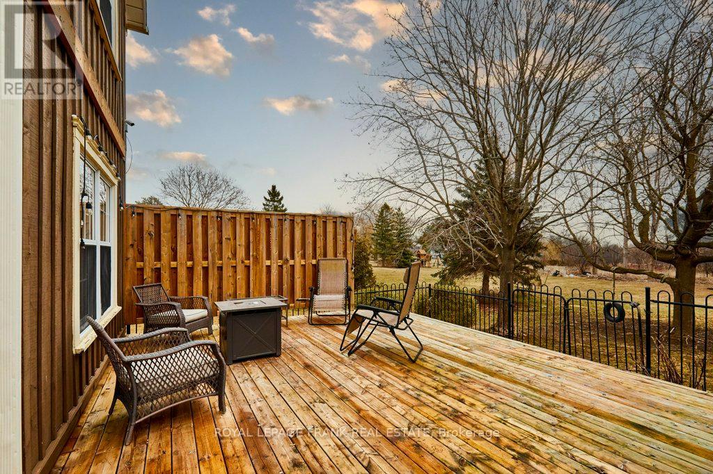 1645 Acorn Lane, Pickering, Ontario  L1Y 1A7 - Photo 10 - E12119619