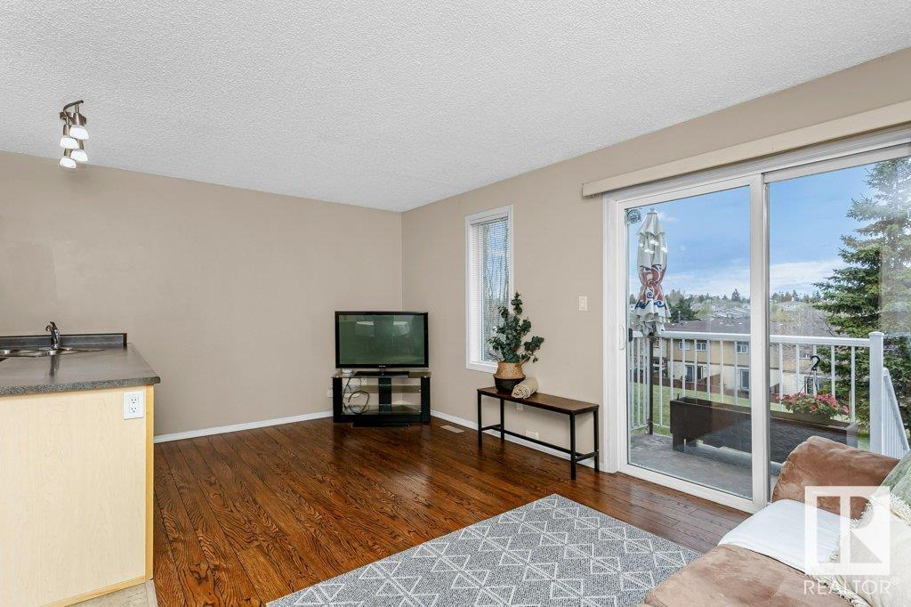 Property at #27 451 HYNDMAN CR NW image 5