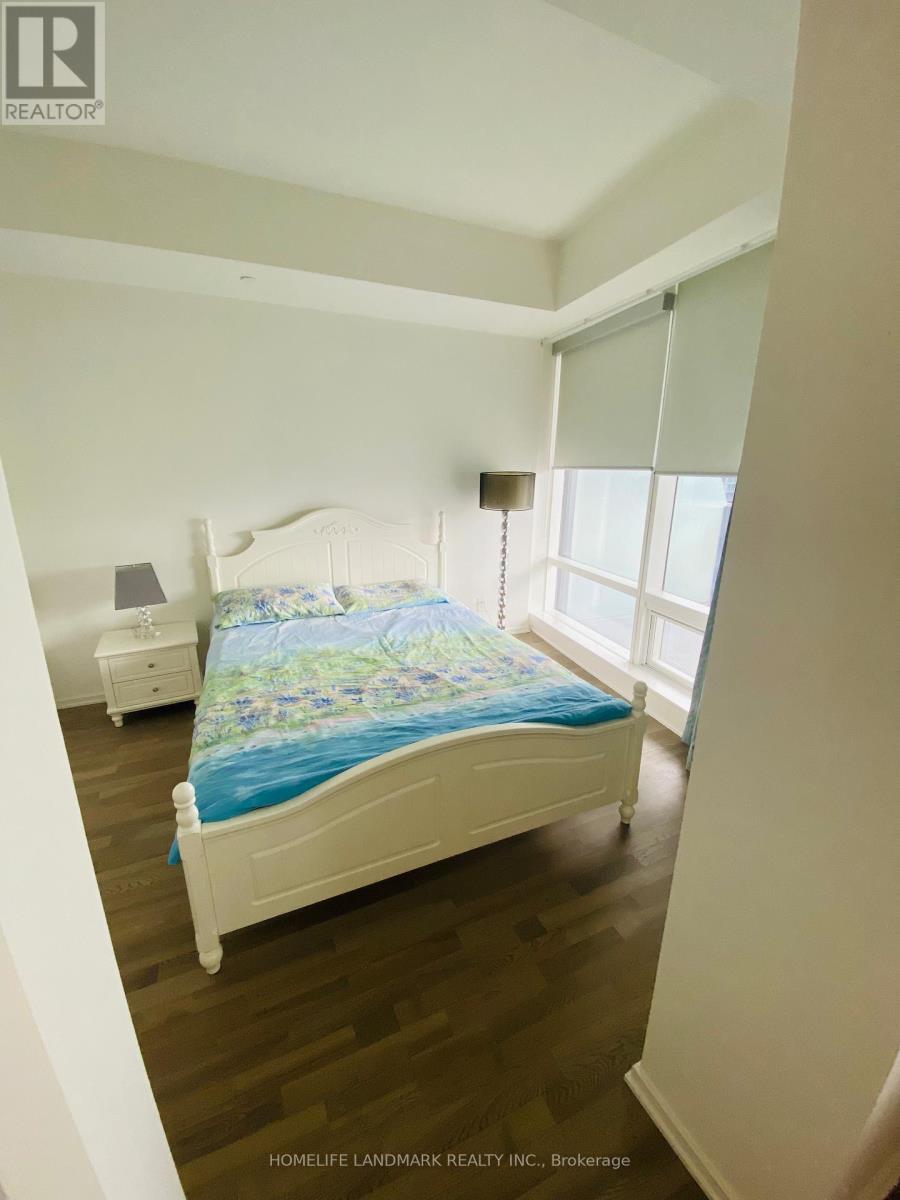 1905 - 1 Bloor Street E, Toronto, Ontario  M4W 1A9 - Photo 8 - C12119400