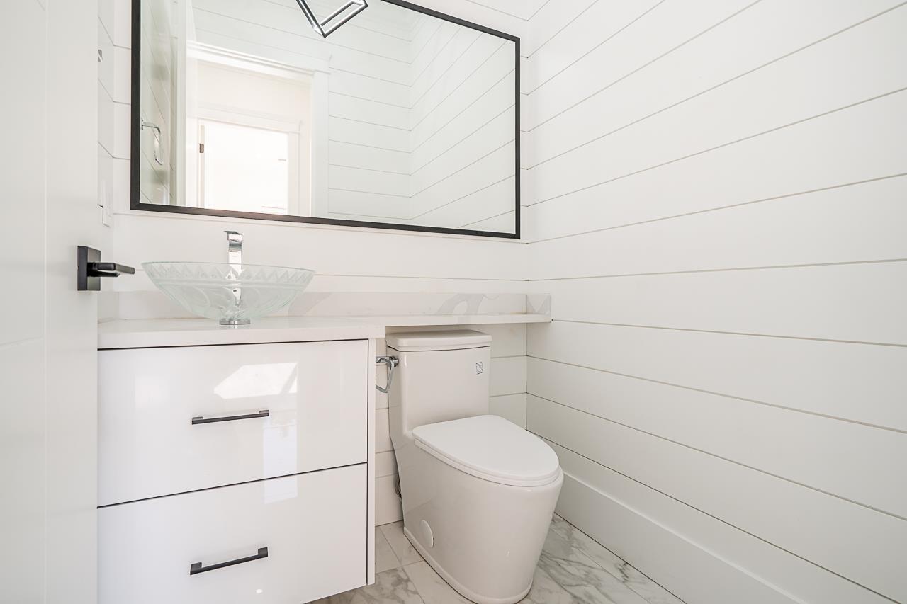 18054 63b Avenue, Surrey, British Columbia  V3S 4G1 - Photo 19 - R2997314