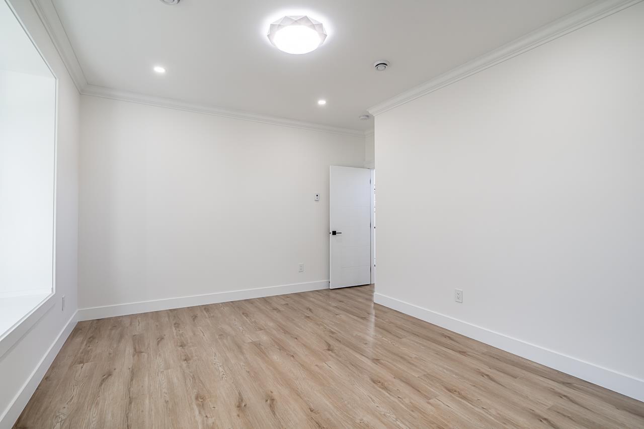 18054 63b Avenue, Surrey, British Columbia  V3S 4G1 - Photo 33 - R2997314