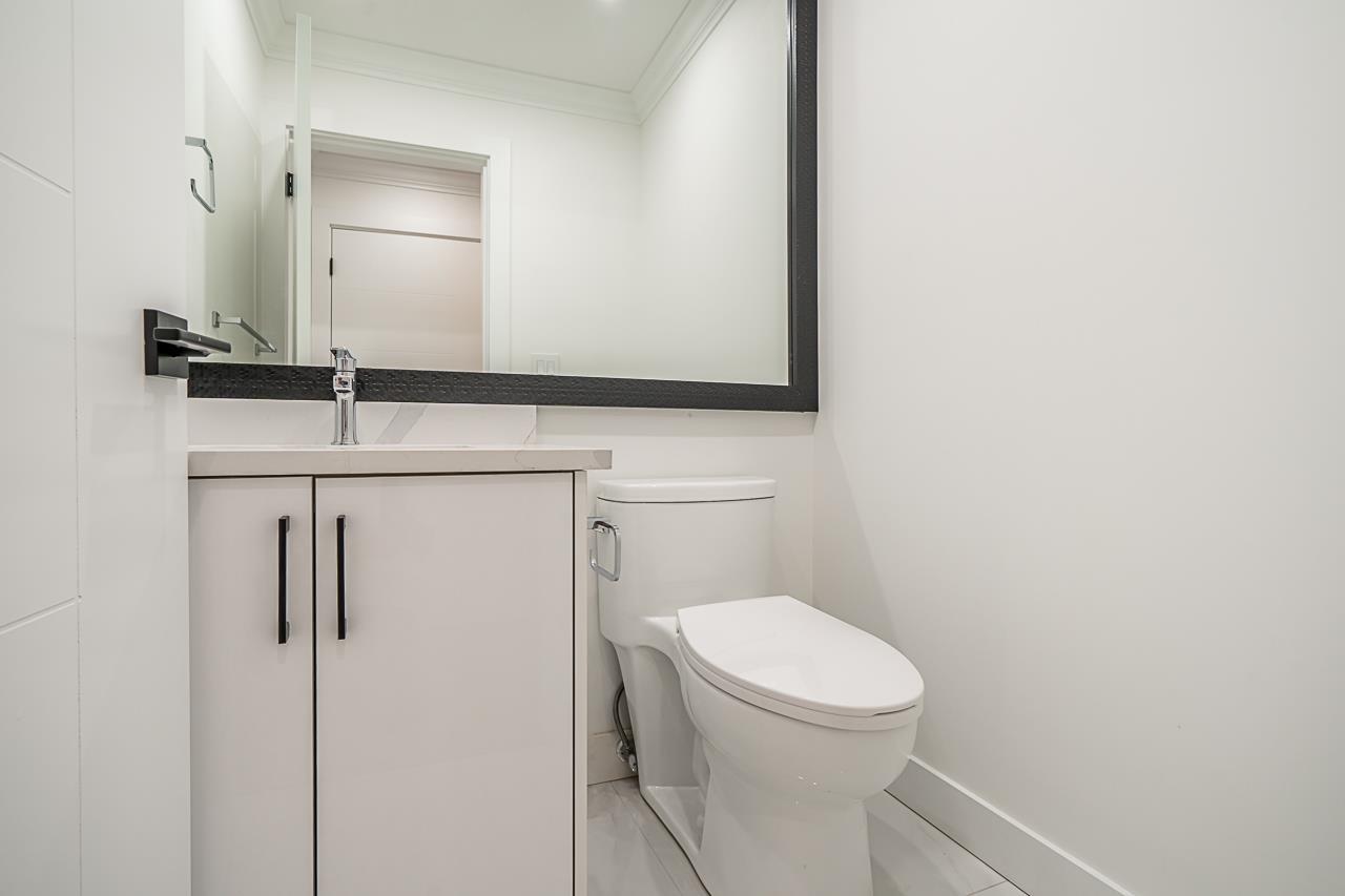 18054 63b Avenue, Surrey, British Columbia  V3S 4G1 - Photo 39 - R2997314