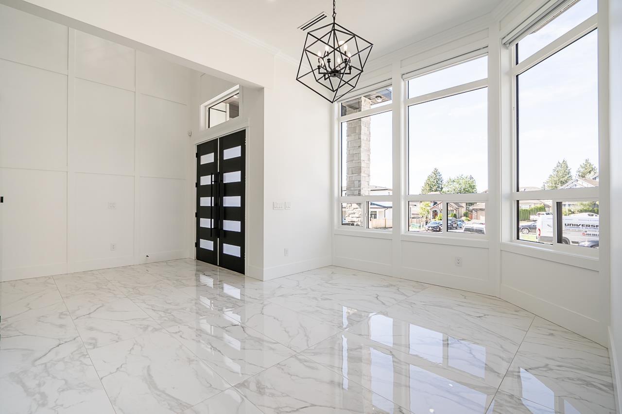 18054 63b Avenue, Surrey, British Columbia  V3S 4G1 - Photo 6 - R2997314
