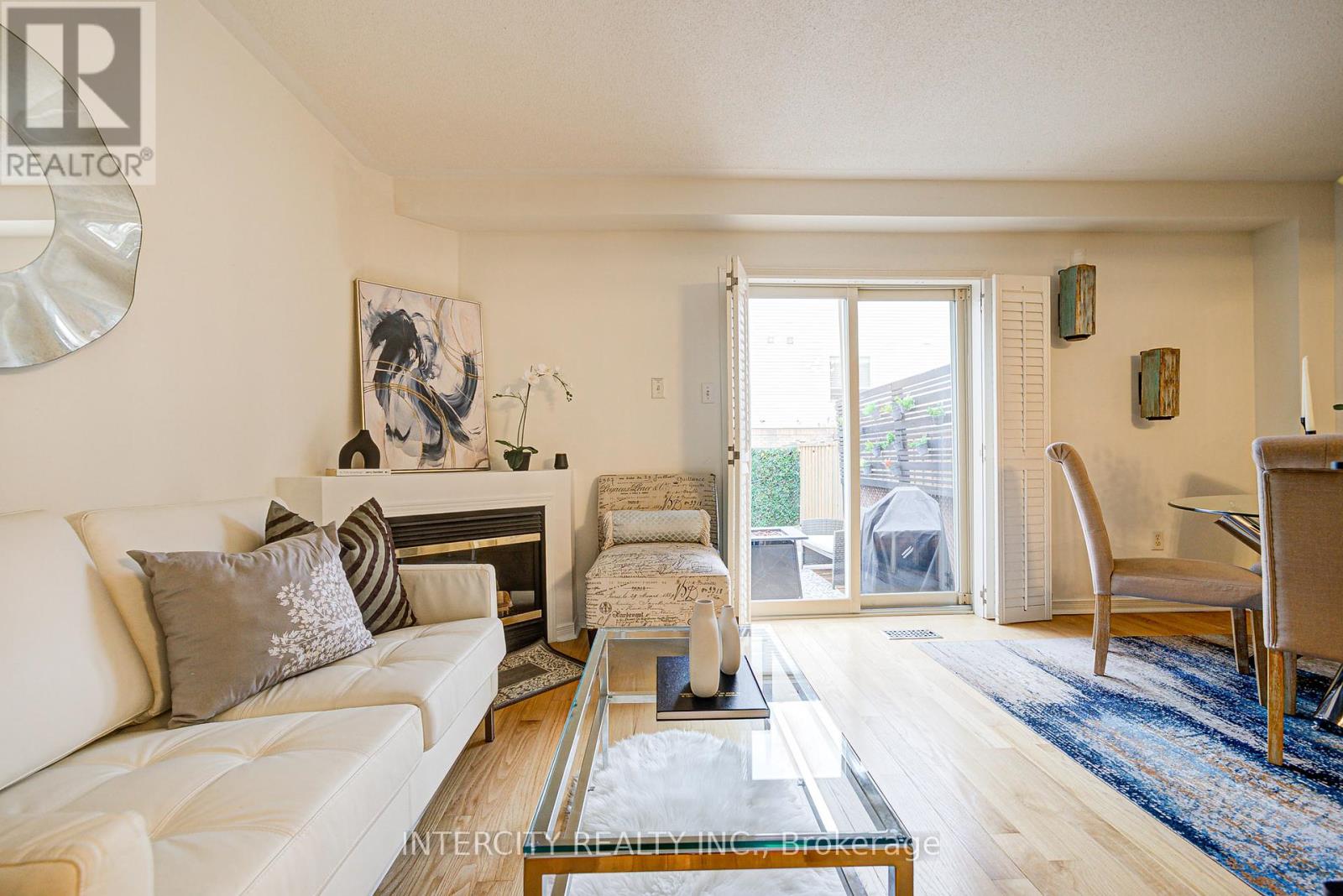 372 Sparrow Circle, Pickering (Highbush), Ontario  L1V 7E7 - Photo 12 - E12119450