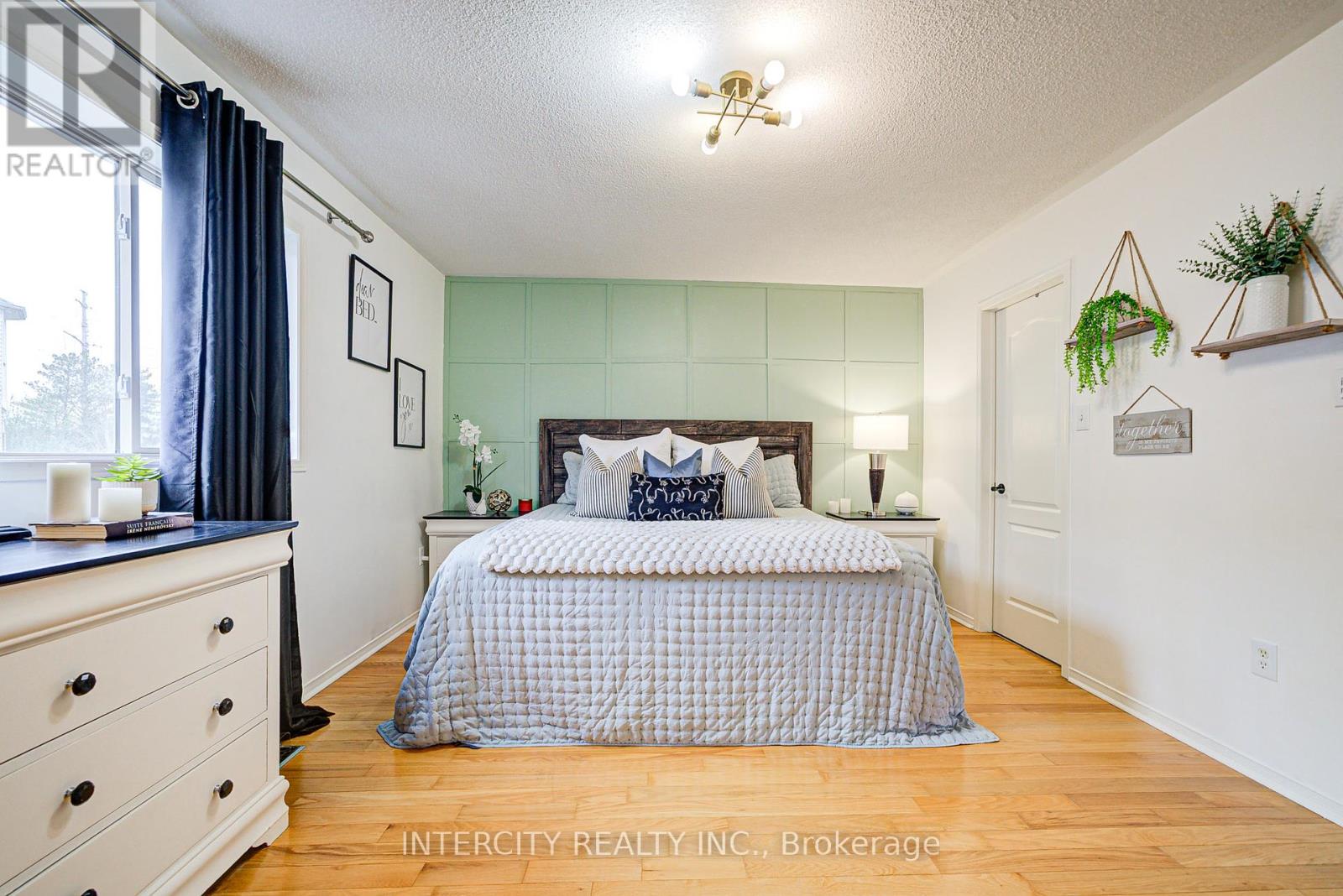 372 Sparrow Circle, Pickering (Highbush), Ontario  L1V 7E7 - Photo 26 - E12119450
