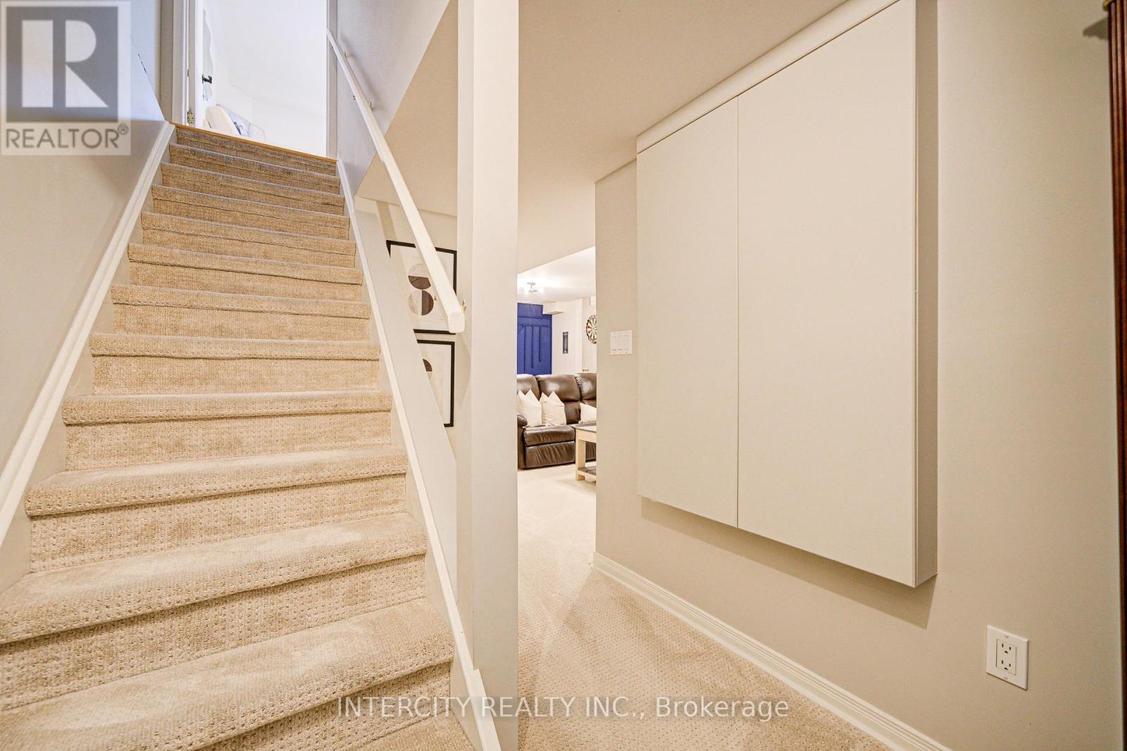 372 Sparrow Circle, Pickering (Highbush), Ontario  L1V 7E7 - Photo 36 - E12119450