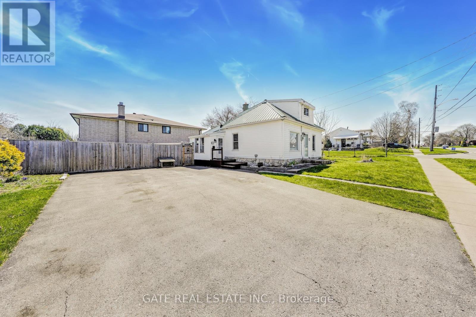 Property at 363 ANNAPOLIS AVENUE image 5