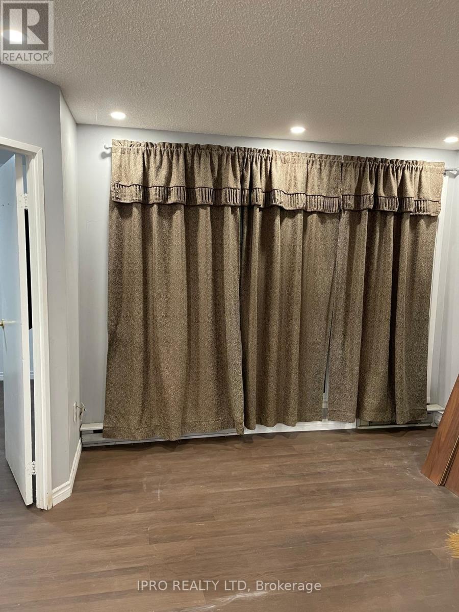 1034 - 100 Mornelle Court, Toronto, Ontario  M1E 4X2 - Photo 17 - E12119522