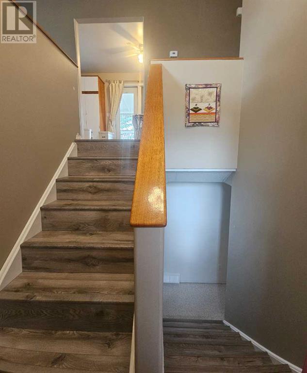 1408 Westview Drive, Bowden, Alberta  T0M 0K0 - Photo 3 - A2217038