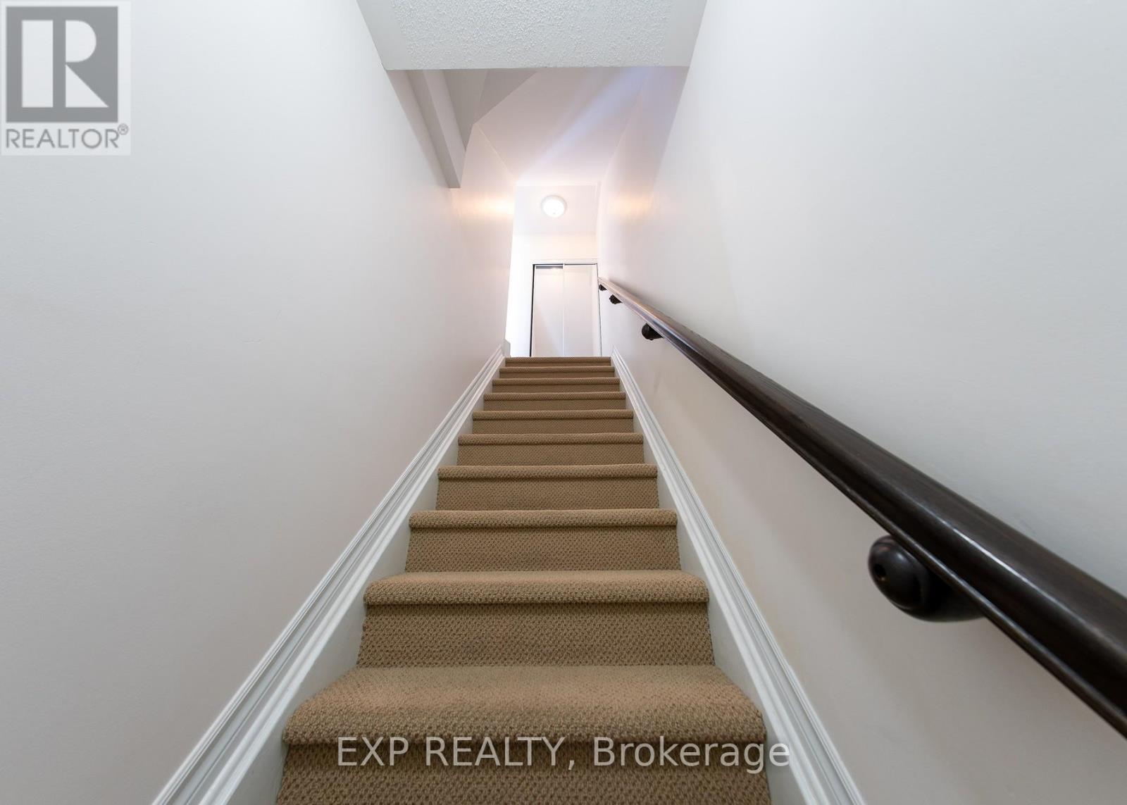 2545 LONGFIELDS DRIVE Ottawa