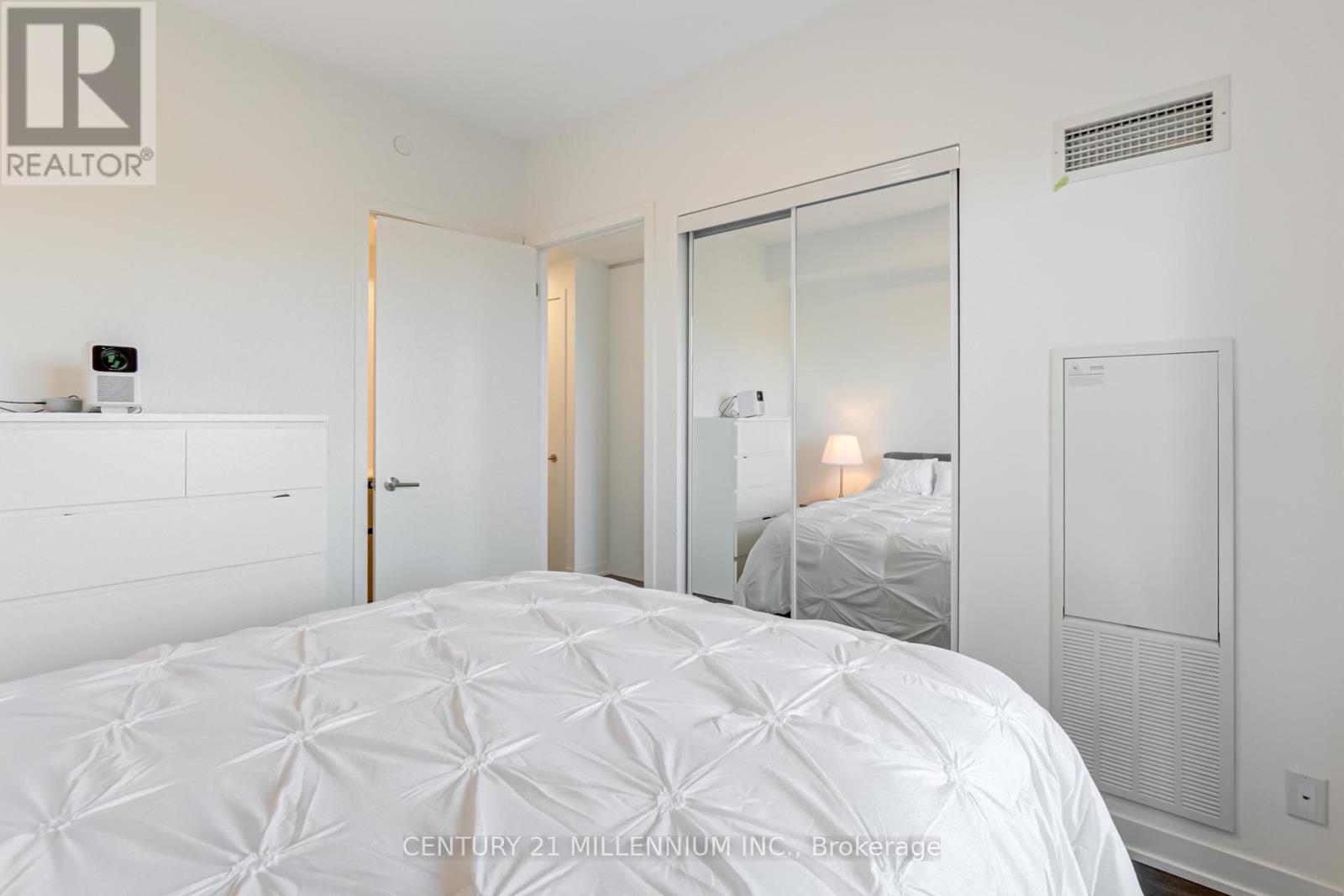 404 - 7950 Bathurst Street, Vaughan, Ontario  L4J 0L4 - Photo 19 - N12119391