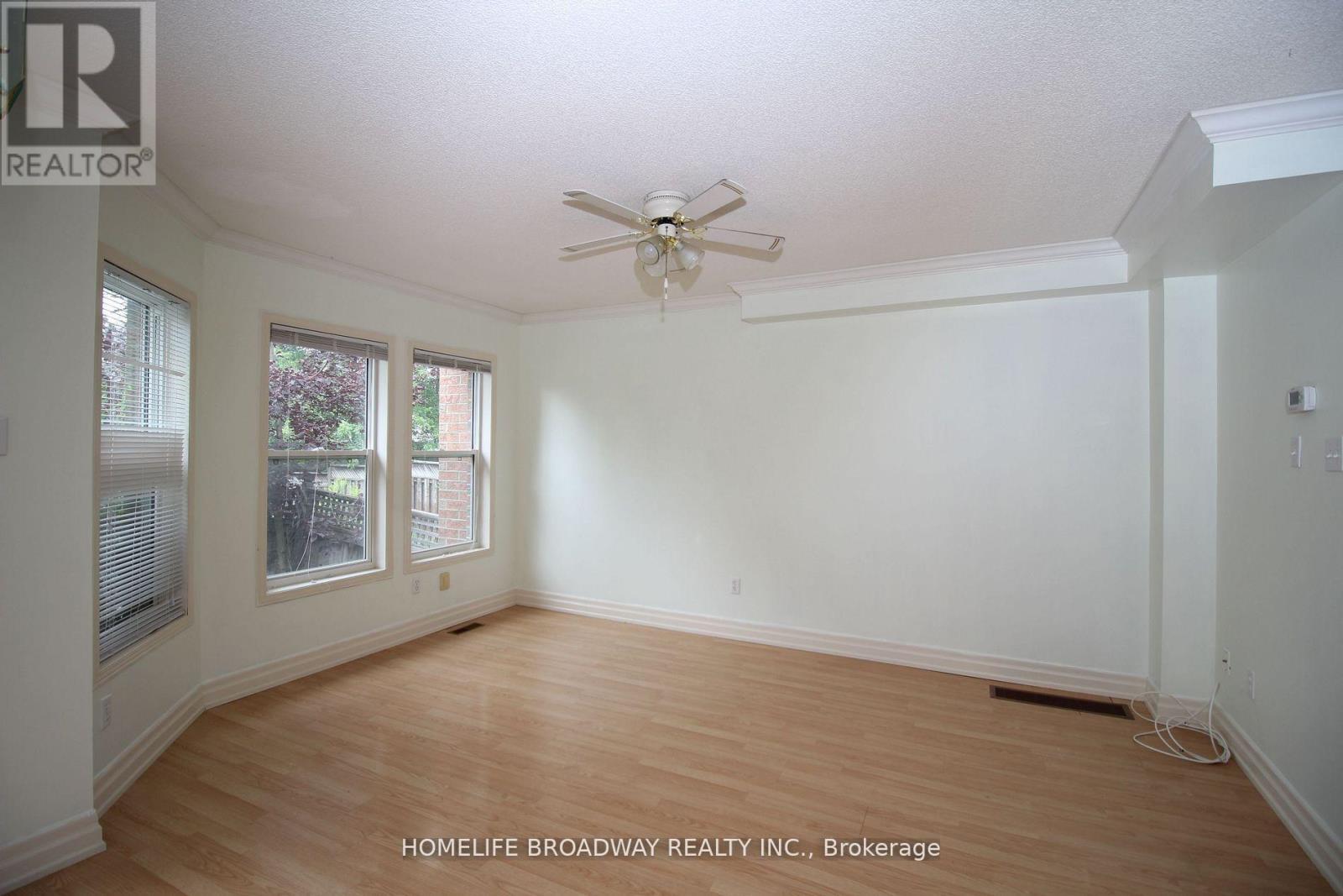 26 Ochalski Road, Aurora (Bayview Wellington), Ontario  L4G 7H9 - Photo 5 - N12119444