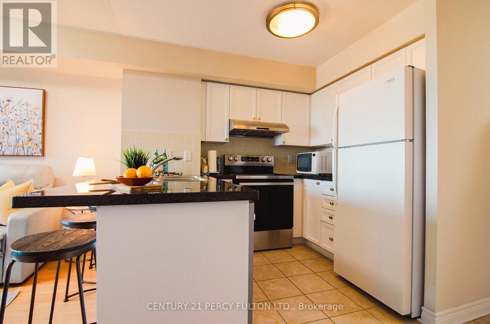 707 - 15 North Park Road, Vaughan, Ontario  L4J 0A1 - Photo 4 - N12119551