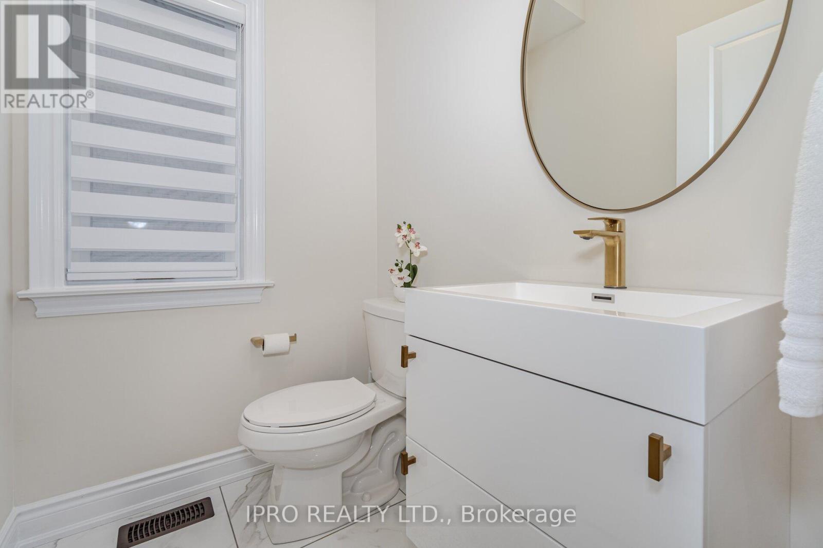 95 Kennedy Boulevard, New Tecumseth, Ontario  L9R 0T3 - Photo 21 - N12119552