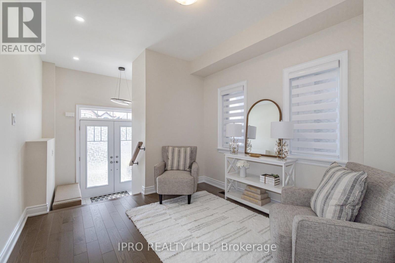 Property at 95 KENNEDY BOULEVARD image 4