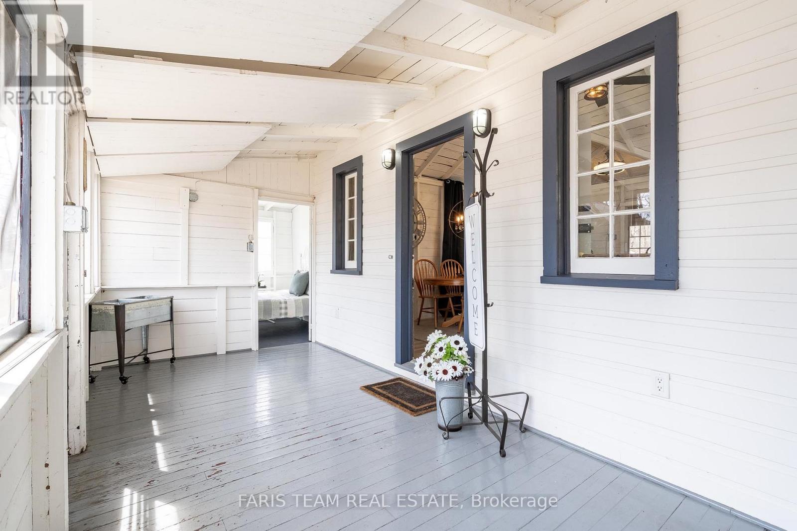 Property at 365 ROBINS POINT ROAD image 4