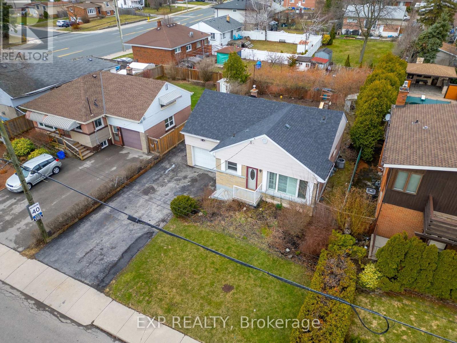 494 East 37th Street, Hamilton, Ontario  L8V 4B9 - Photo 28 - X12085636
