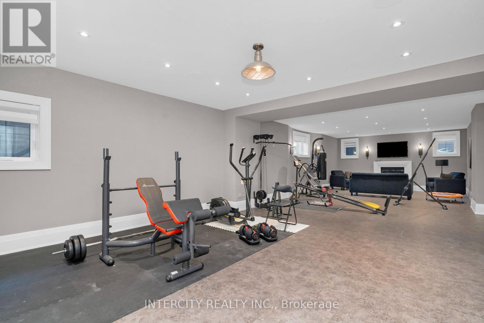 34 Rosebud Court, Vaughan, Ontario  L0J 1C0 - Photo 37 - N12093952
