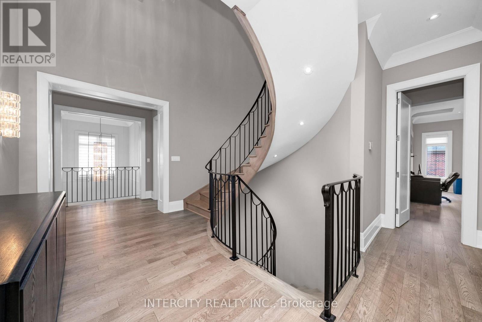 34 Rosebud Court, Vaughan, Ontario  L0J 1C0 - Photo 25 - N12093952