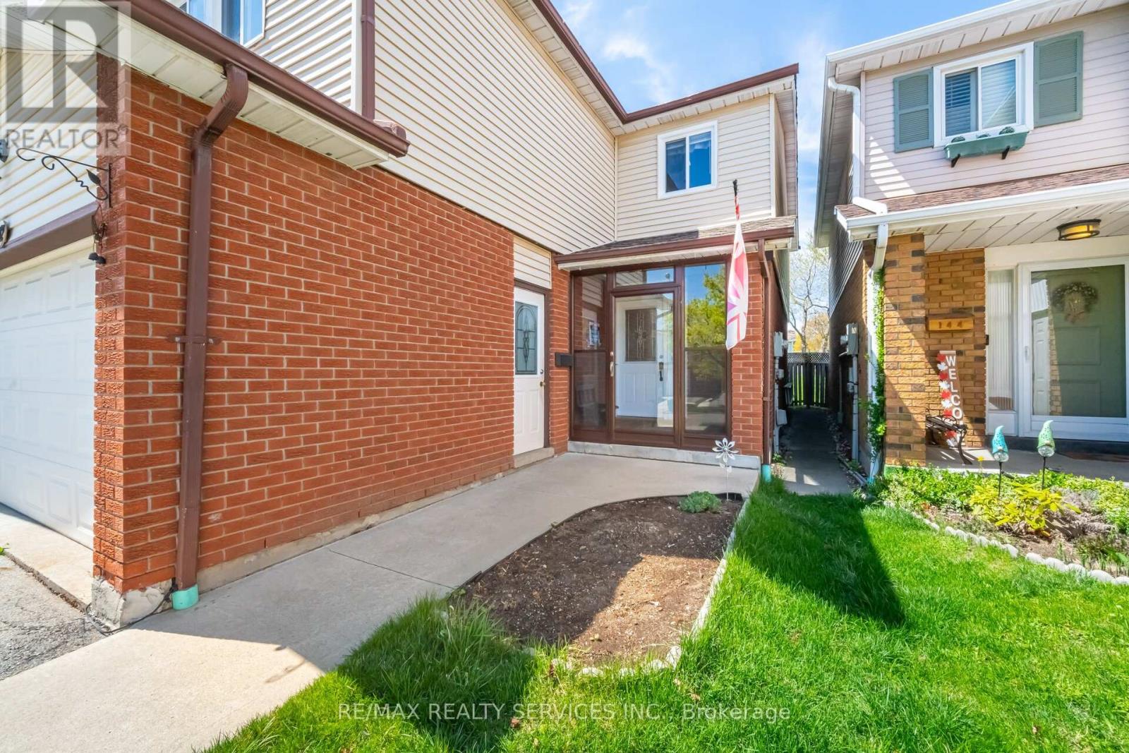 Property at 142 ELDERWOOD PLACE image 3