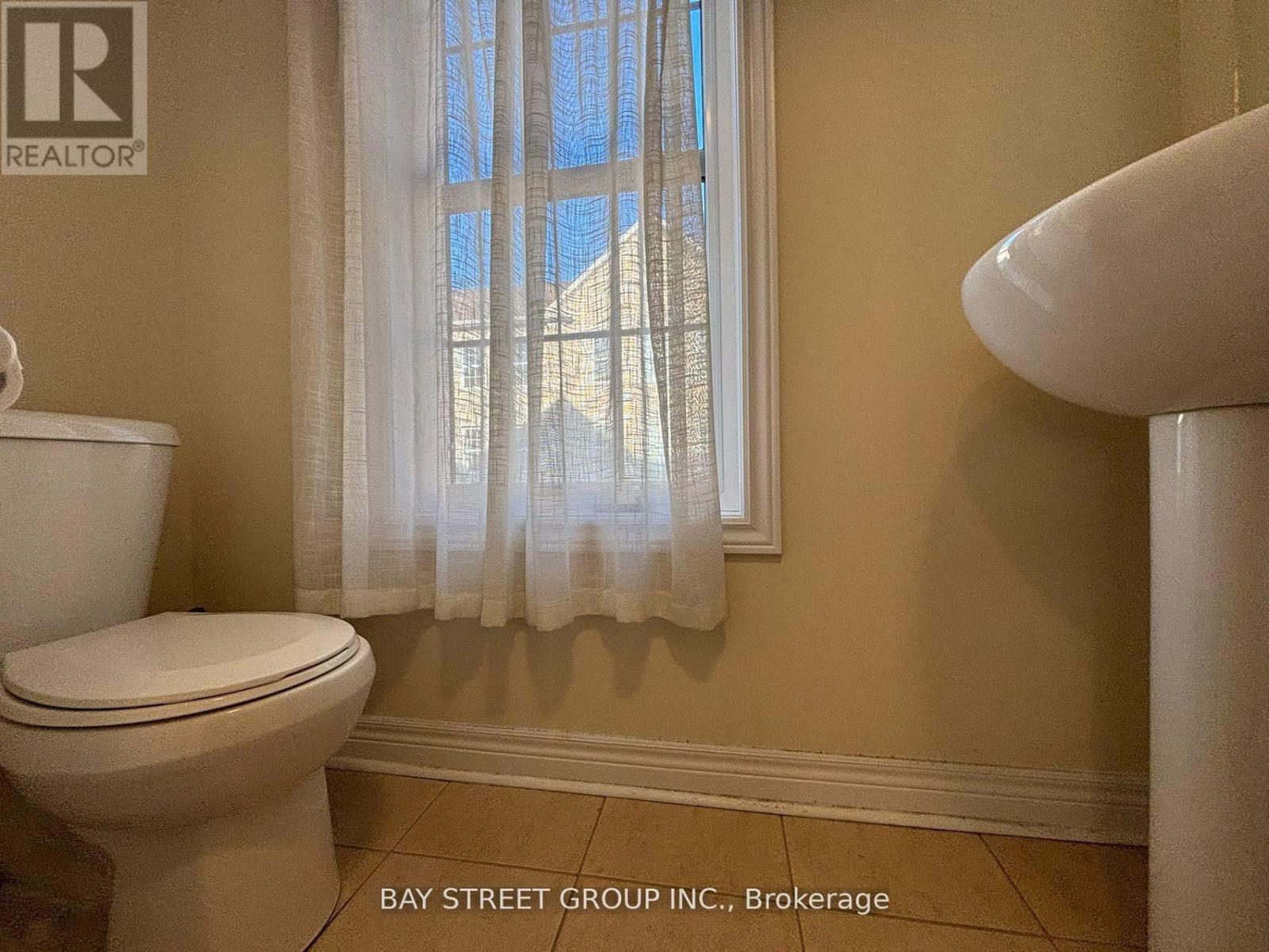 80 - 2280 Baronwood Drive, Oakville, Ontario  L6M 0K4 - Photo 21 - W12119564